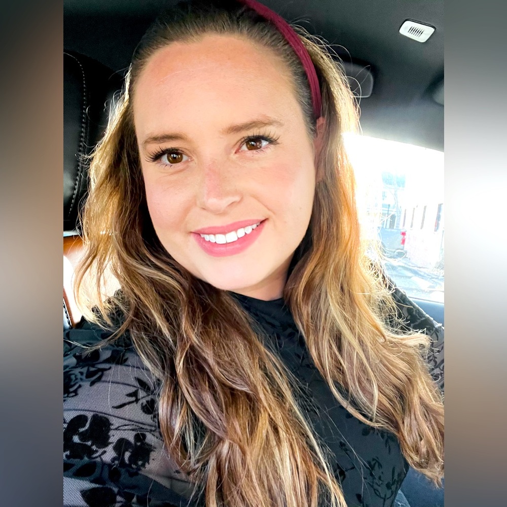 Hi, I’m Megan! ✨ I hope you find something here that makes you feel beautiful!✨